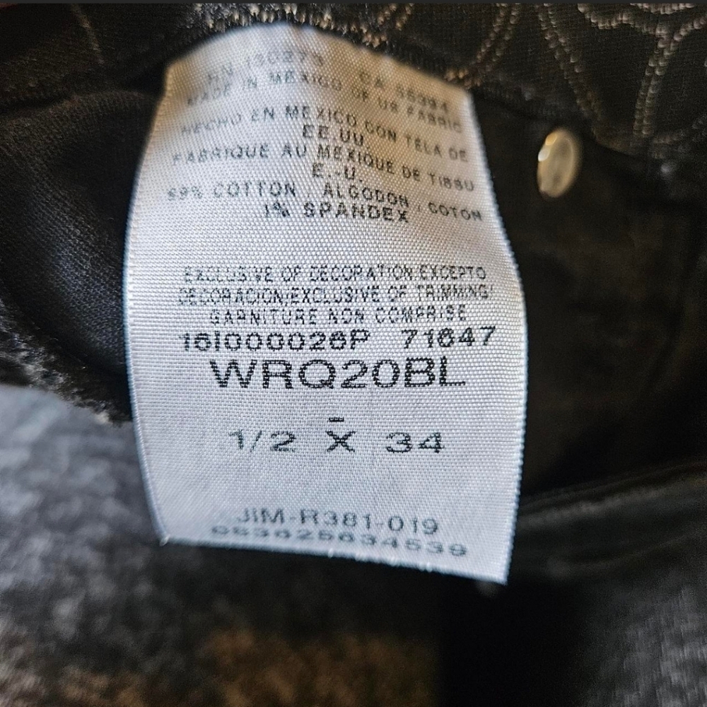 Wrangler Ultimate Riding Jean - Picture 2 of 4